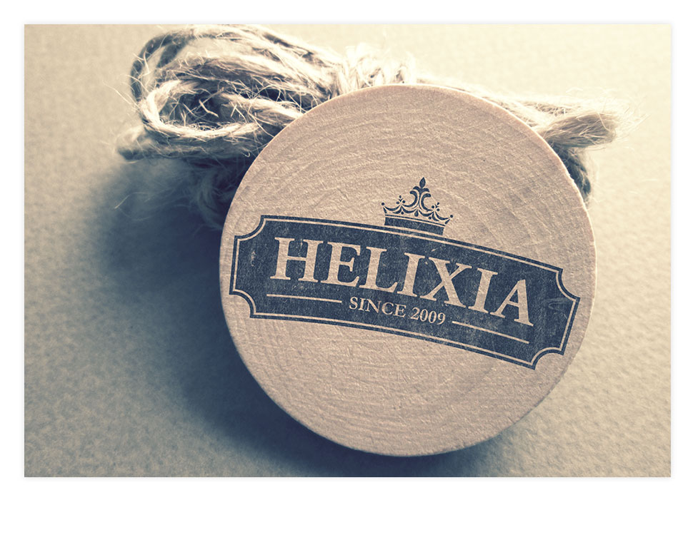 Helixia - Markenlogo und Produktverpackung